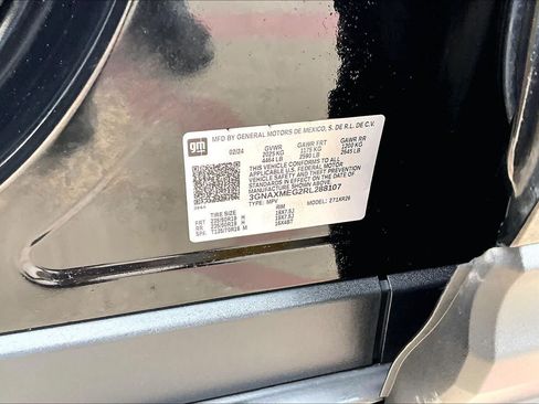 Used 2024 Chevrolet Equinox RS FWD image 34