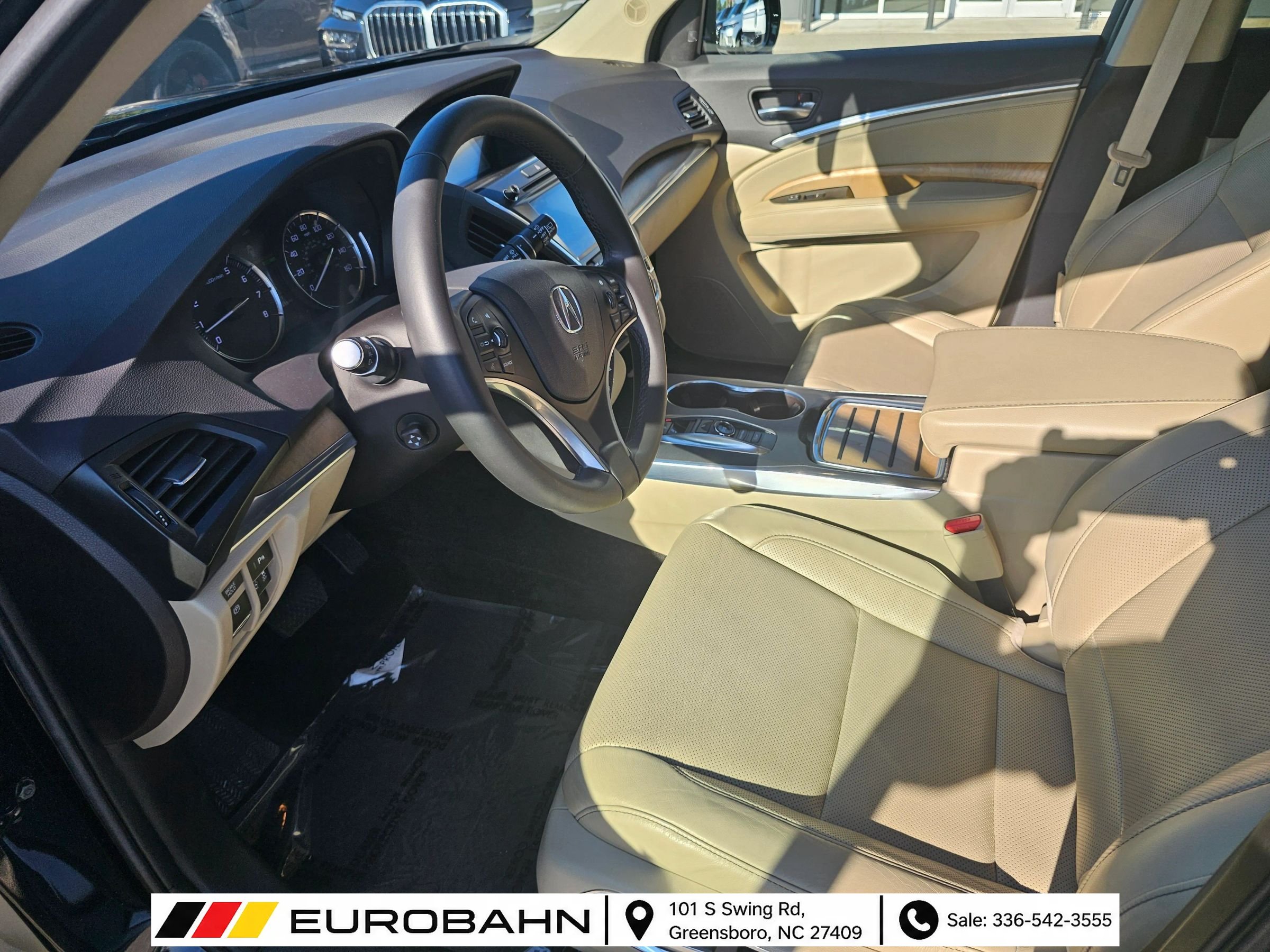 Used 2020 Acura MDX w/ Technology Package FWD image 11