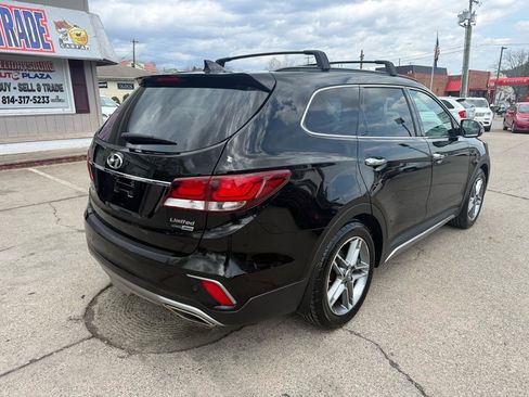 Used 2018 Hyundai Santa Fe Limited image 7