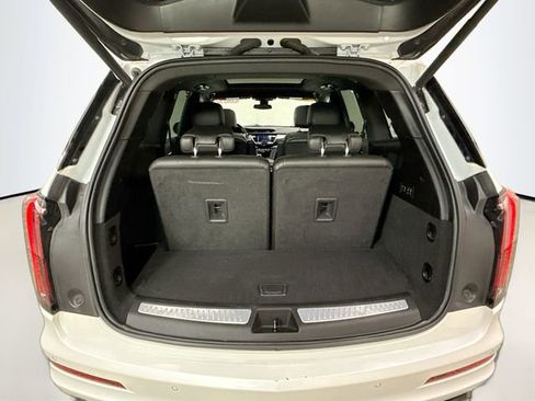 Used 2021 Cadillac XT6 Sport image 29