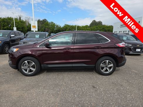 Used 2023 Ford Edge SEL w/ Convenience Package AWD/4WD image 2