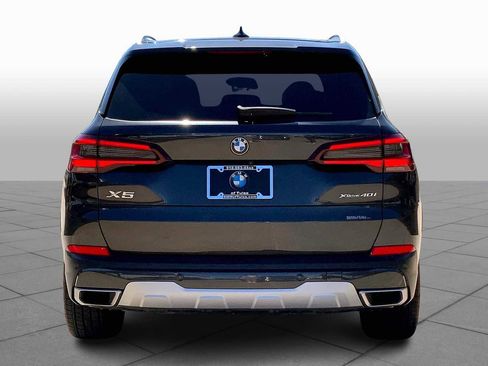 Used 2022 BMW X5 xDrive40i image 4