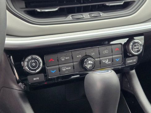 New 2026 Jeep Compass Limited w/ Sun, Sound & Navigation Group image 28