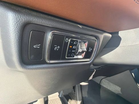 Used 2023 Lincoln Aviator Reserve w/ Equipment Group 201A AWD/4WD image 25