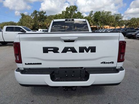 New 2026 RAM 3500 Laramie AWD/4WD image 4