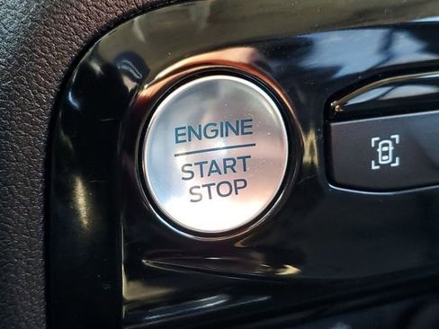 Used 2024 Ford Escape Platinum image 19