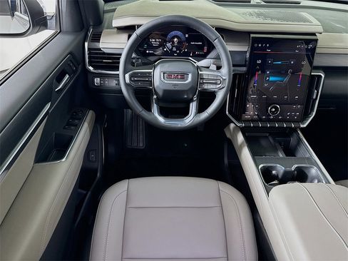 New 2026 GMC Acadia Elevation image 15