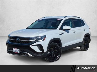 Used 2022 Volkswagen Taos SEL w/ Panoramic Sunroof Package