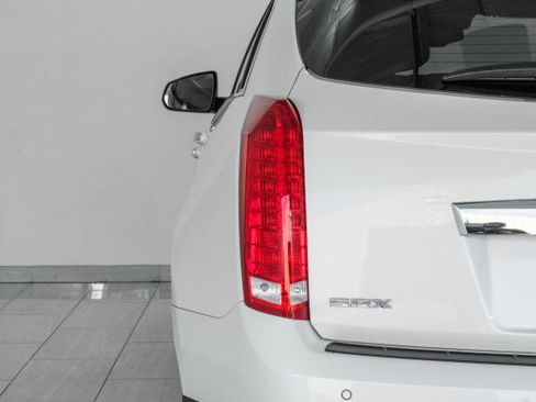 Used 2014 Cadillac SRX Luxury w/ Driver Awareness Package FWD image 52