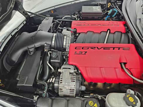 Used 2013 Chevrolet Corvette 427 w/ 1SC Preferred Equipment Group image 22