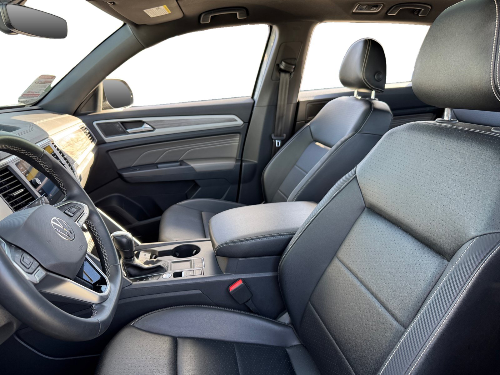Used 2021 Volkswagen Atlas Cross Sport SE FWD image 9