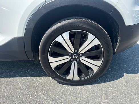 Used 2023 Volvo XC40 Recharge Plus AWD/4WD image 24