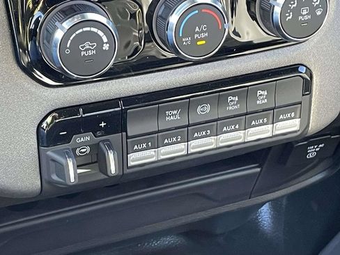 New 2026 RAM 3500 Tradesman w/ Chrome Appearance Group A AWD/4WD image 39