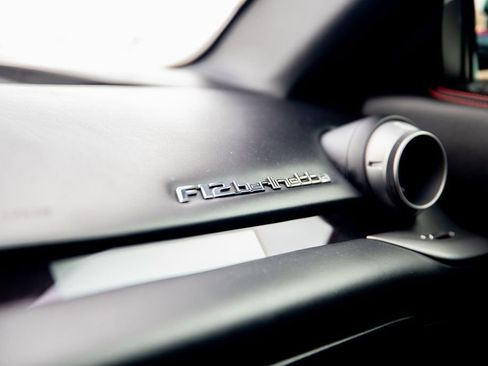 Used 2014 Ferrari F12 Berlinetta image 15