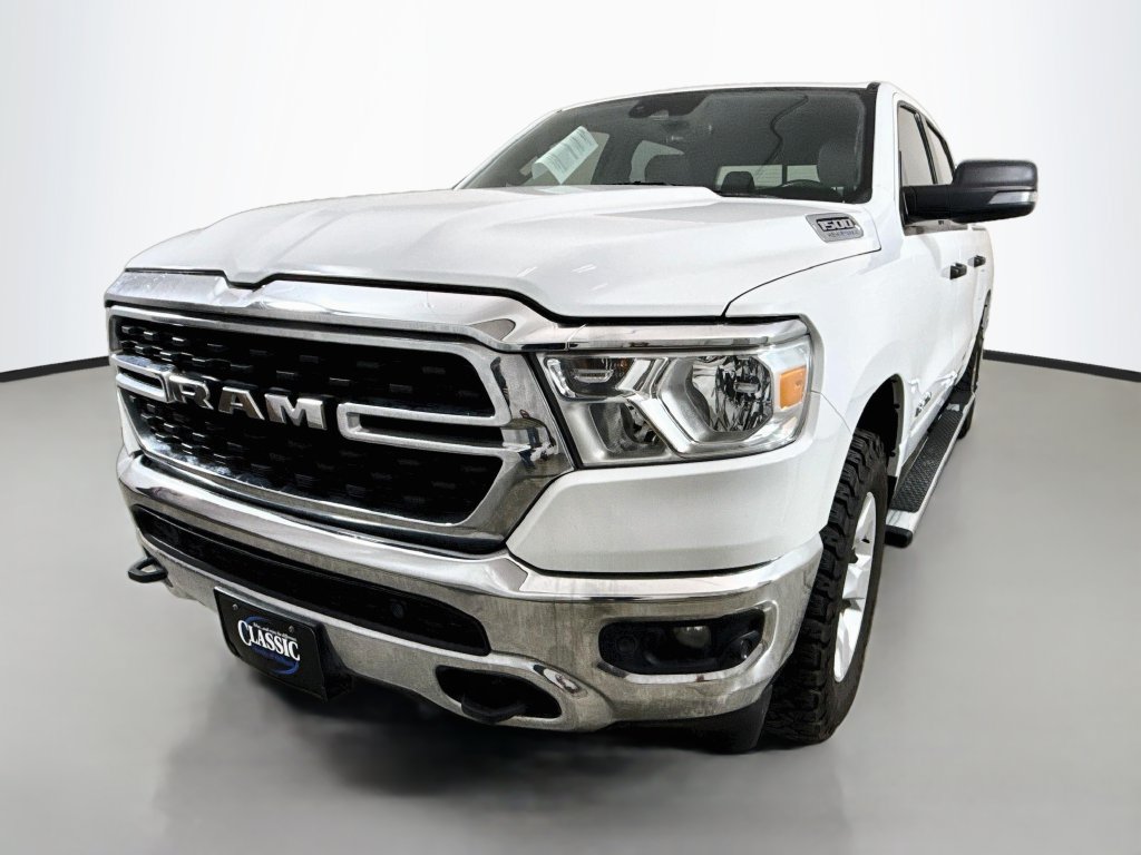 Used 2024 RAM 1500 Big Horn AWD/4WD image 3