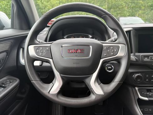 Certified 2022 GMC Terrain SLE w/ Driver Convenience Package AWD/4WD image 20