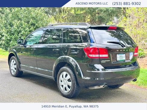 Used 2015 Dodge Journey SE w/ Flexible Seating Group image 3