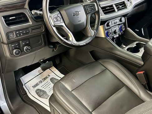 Used 2022 Chevrolet Suburban Z71 AWD/4WD image 10