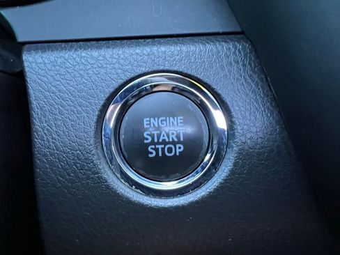 Used 2022 Toyota Camry XSE image 33