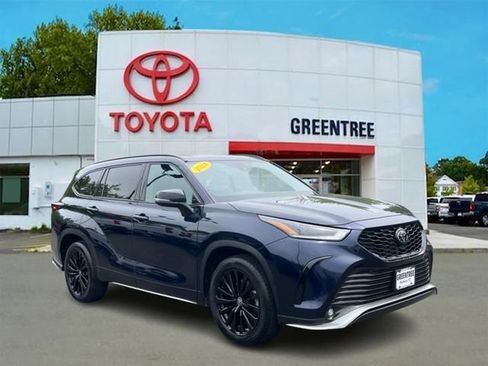 Certified 2024 Toyota Highlander XSE AWD/4WD image 1