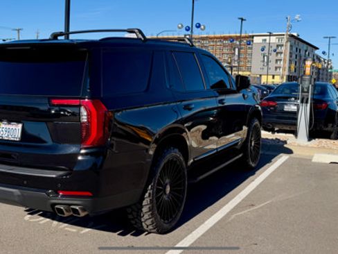 Used 2025 GMC Yukon Denali AWD/4WD image 6