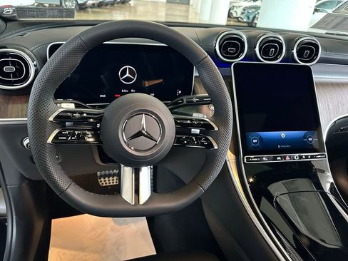 New 2026 Mercedes-Benz GLC 300 4MATIC image 5