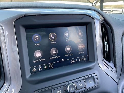 Used 2020 Chevrolet Silverado 1500 Custom w/ Custom Value Package AWD/4WD image 32