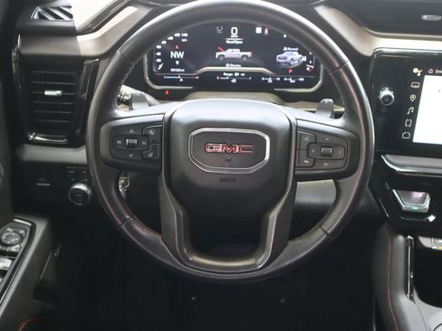 Used 2022 GMC Sierra 1500 AT4 w/ AT4 Premium Package image 11