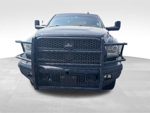 Used 2017 RAM 2500 Laramie w/ Sport Appearance Group AWD/4WD image 4