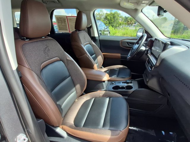 Used 2025 Ford Bronco Sport Outer Banks w/ Outer Banks Tech Package+ AWD/4WD image 28