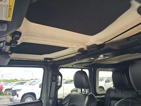 Used 2021 Jeep Wrangler Unlimited Sport AWD/4WD image 3