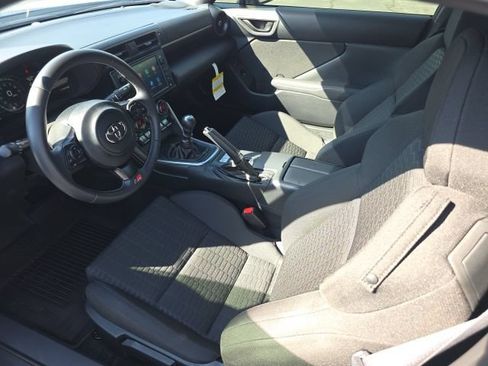 Used 2026 Toyota GR86 RWD image 10