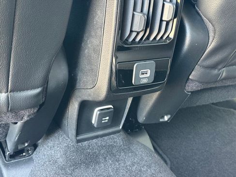 Used 2022 Jeep Compass Latitude AWD/4WD image 11