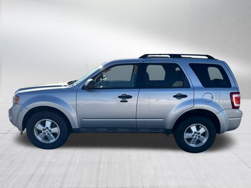 Used 2010 Ford Escape XLT image 6