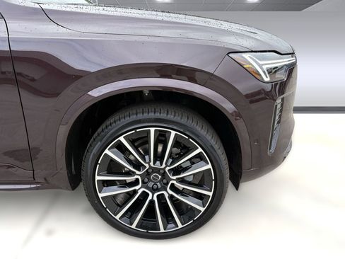 New 2026 Volvo XC90 B6 Ultra w/ Protection Package image 10