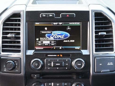 Used 2015 Ford F150 XLT w/ Equipment Group 302A Luxury AWD/4WD image 19