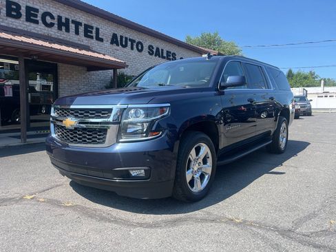 Used 2019 Chevrolet Suburban LT AWD/4WD image 2