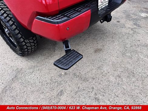 Used 2018 Toyota Tundra Platinum AWD/4WD image 43