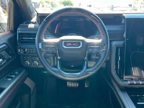 Used 2025 GMC Yukon XL AT4 Ultimate AWD/4WD image 13