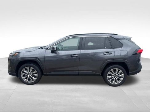 Used 2024 Toyota RAV4 XLE Premium FWD image 6