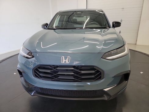 Used 2024 Honda HR-V Sport image 2