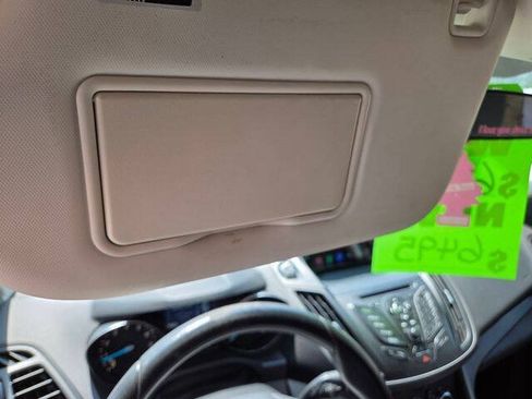 Used 2015 Ford Escape SE AWD/4WD image 17