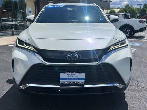 Used 2022 Toyota Venza XLE AWD/4WD image 13