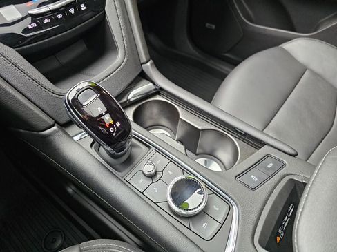 Used 2023 Cadillac XT6 Premium Luxury image 27