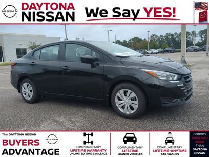 Used 2025 Nissan Versa S w/ Trunk Package