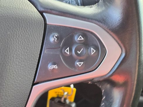 Used 2022 Chevrolet Colorado LT w/ Fleet Safety Package RWD image 21