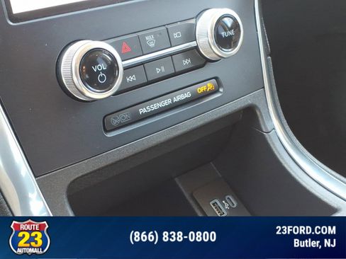Certified 2023 Ford Edge Titanium w/ Equipment Group 301A AWD/4WD image 21