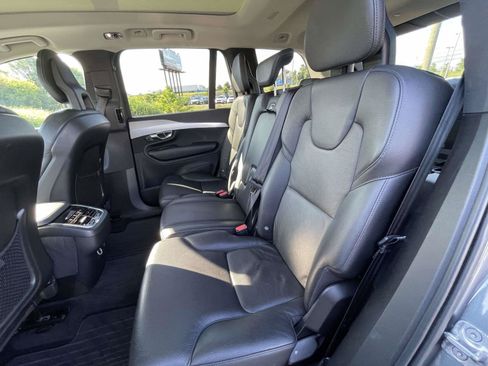 Used 2017 Volvo XC90 T6 Momentum w/ Vision Package AWD/4WD image 13