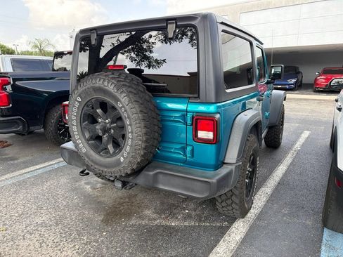 Used 2020 Jeep Wrangler Sport AWD/4WD image 12