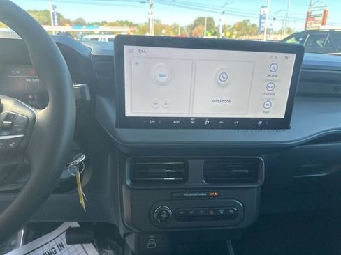 New 2025 Ford Maverick XL image 21